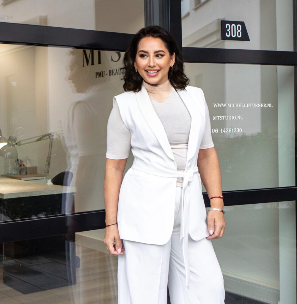 Michelle Turner. MT STUDIO